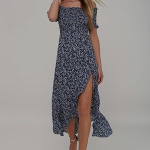 Lulu's Navy Blue off the shoulder midi dress!! 💙